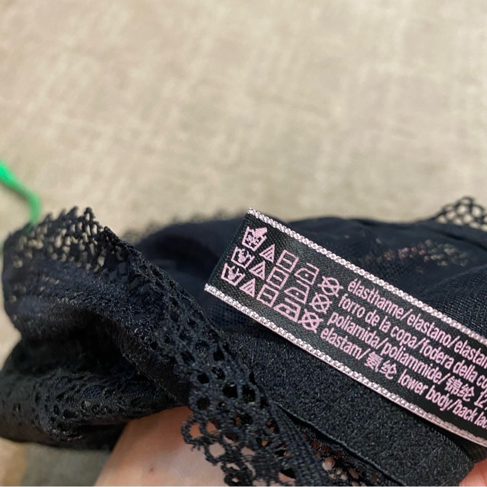 {Victoria's Secret} High Neck Halter Style Lace Bralette | Black ~ Medium - Picture 15 of 16